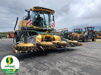 Self-propelled forage harvester New Holland FR550 - 3