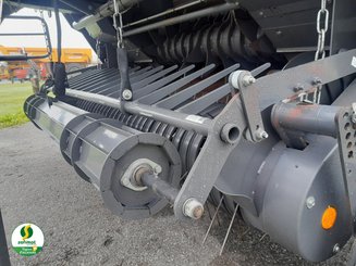 Round baler Massey Ferguson 4160V - 6