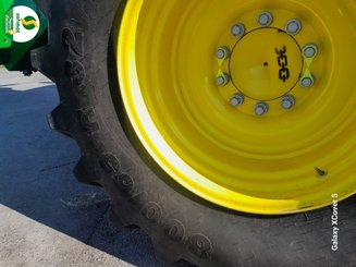 Combine harvester John Deere T660HM - 17