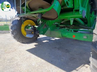 Combine harvester John Deere T660HM - 13