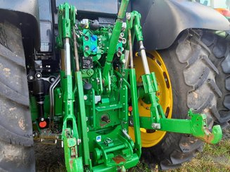 Farm tractor John Deere 6120M - 5