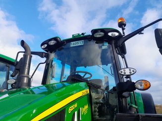 Farm tractor John Deere 6120M - 2