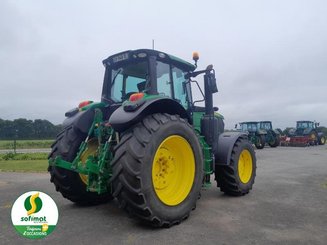 Farm tractor John Deere 6195M - 2