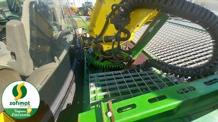 Self-propelled forage harvester John Deere 8600 - 14