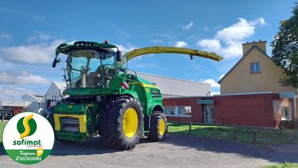 Self-propelled forage harvester John Deere 8600 - 1
