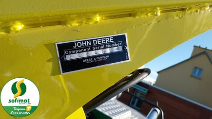 Self-propelled forage harvester John Deere 9900 - 13
