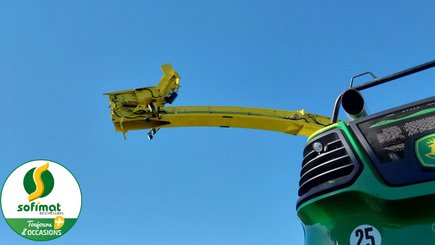 Self-propelled forage harvester John Deere 9900 - 21