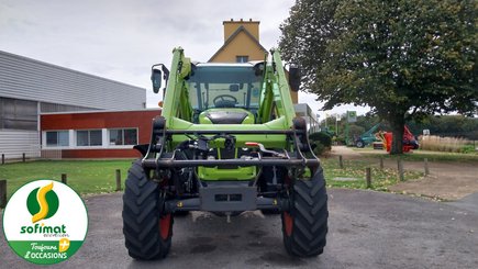 Farm tractor Claas ARION430 - 12