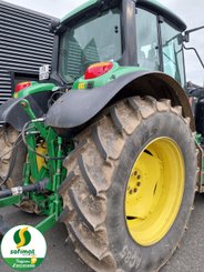 Farm tractor John Deere 6120M - 2
