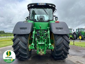 Farm tractor John Deere 7270R - 12