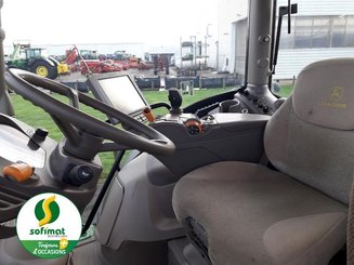 Farm tractor John Deere 6175R - 18