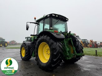 Farm tractor John Deere 6155R - 3