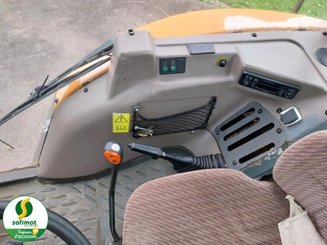 Farm tractor Renault ERGOS446 - 6