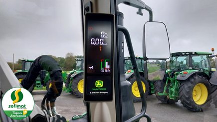 Farm tractor John Deere 6120M - 15