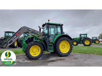 Farm tractor John Deere 6120M - 16