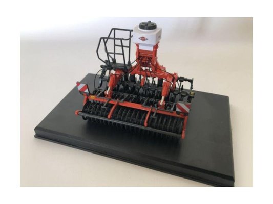 JOUETS - JOUETS - MODELE REDUIT KUHN OPTIMER + 303