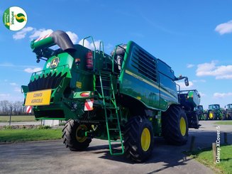 Combine harvester John Deere T560HM - 5