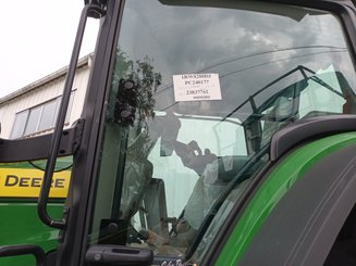 Farm tractor John Deere 8R280 - 2