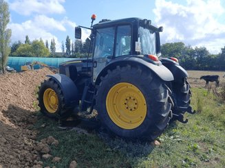 Farm tractor John Deere 6620 - 3
