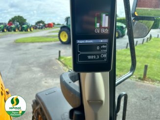 Farm tractor John Deere 6130M - 14