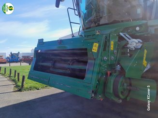 Combine harvester John Deere T660HM - 7