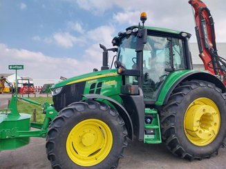 Farm tractor John Deere 6120M - 1