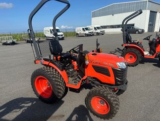 Garden tractor Kubota B1181D - 1