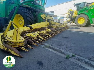 Self-propelled forage harvester John Deere 9700 - 10
