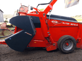 Silage wagon - straw shredder Kuhn ALTOR 5070 M - 1