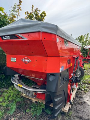 Fertiliser spreader Kuhn AXIS402M EMC - 1