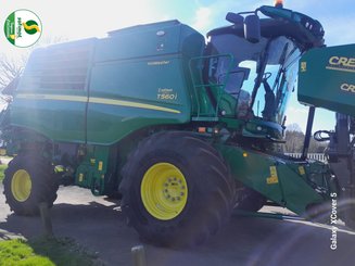 Combine harvester John Deere T560HM - 2