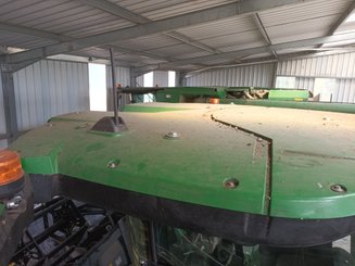 Combine harvester John Deere T660HM - 8