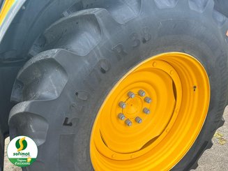 Farm tractor John Deere 6130M - 10