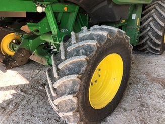 Combine harvester John Deere T660HM - 5
