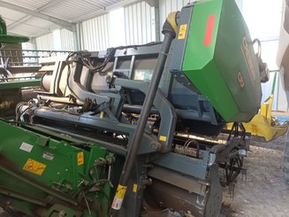 Combine harvester John Deere T660HM - 13