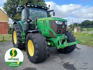 Farm tractor John Deere 6215R - 1