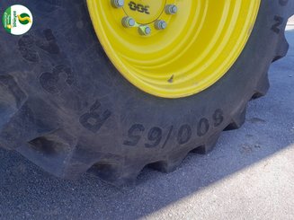 Combine harvester John Deere T660HM - 7