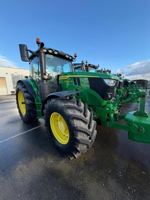 Farm tractor John Deere 6R155 - 1