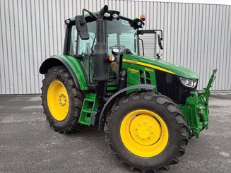 Farm tractor John Deere 6120M - 1
