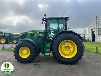 Farm tractor John Deere 6R215 - 6
