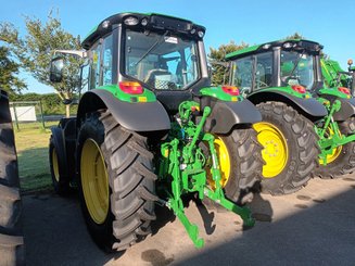 Farm tractor John Deere 6100M - 1