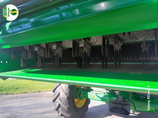 Combine harvester John Deere T560HM - 9