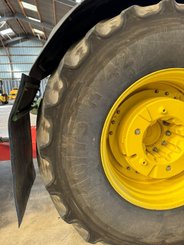 Farm tractor John Deere 6250R - 6