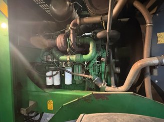 Self-propelled forage harvester John Deere 7580 - 9