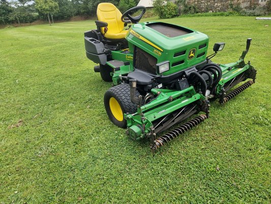 Golf equipment John Deere 2653B - 1