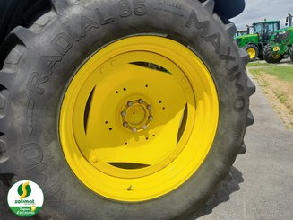 Farm tractor John Deere 6530 - 11