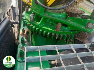 Self-propelled forage harvester John Deere 9700 - 14