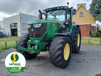 Farm tractor John Deere 6215R - 1