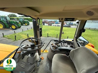 Farm tractor John Deere 6130M - 12