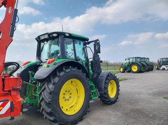 Farm tractor John Deere 6120M - 5